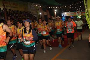 BIB: 20114
                            <button type="button" onclick="openModal(9884168)" class="btn btn-primary btn-sm float-right btn-popup" data-toggle="modal" data-target=".modal-high-quality">
                        <i class="fas fa-shopping-cart"></i> Add to Cart
                    </button>
                                            <button type="button" onclick="isThisMe(9884168, true)" class="btn btn-success btn-sm float-right btn-popup btn-isme hidden" data-toggle="tooltip" data-placement="bottom" title="นี่คือรูปของคุณใช่ไหม คลิกที่นี่เพื่อเอาเข้าอัลบั้ม">
                        <i class="fas fa-plus"></i> Add to album
                    </button>
                    <button type="button" onclick="isThisMe(9884168, false)" class="btn btn-warning btn-sm float-right btn-popup btn-isnotme hidden">
                        <i class="fas fa-ban"></i> Remove from album
                    </button>
